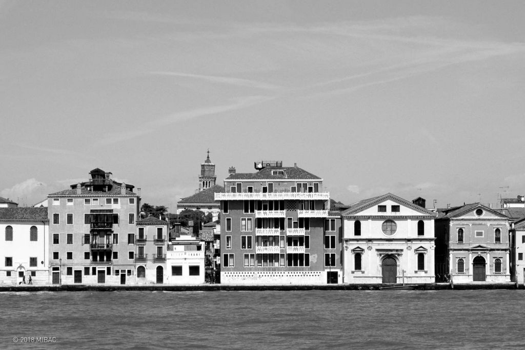 Condominio Cicogna (Casa alle Zattere) a Venezia - Foto di Marco Introini
